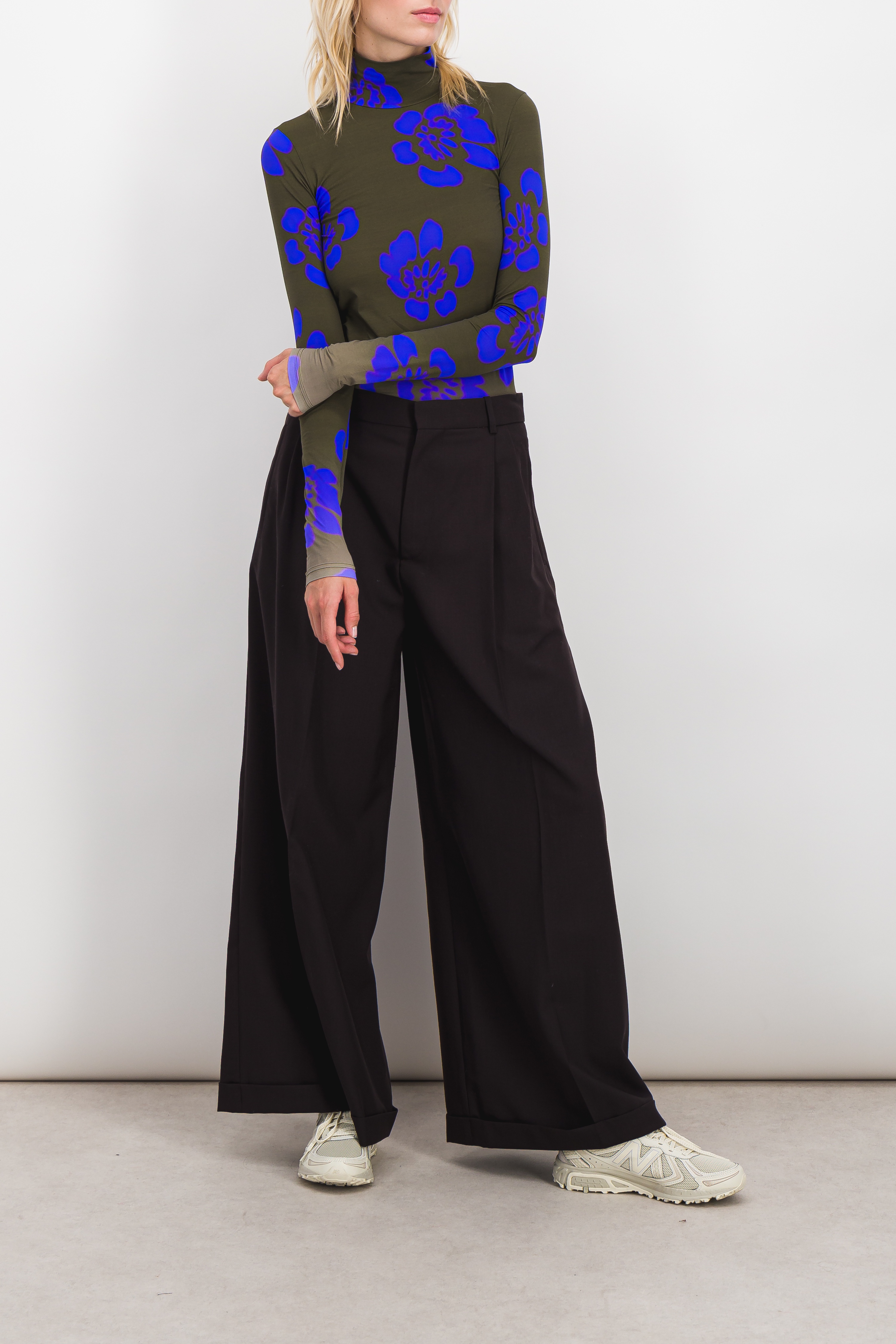 Nina Ricci Second Skin Jersey Top With Gradient Blue Flower Prints In Black