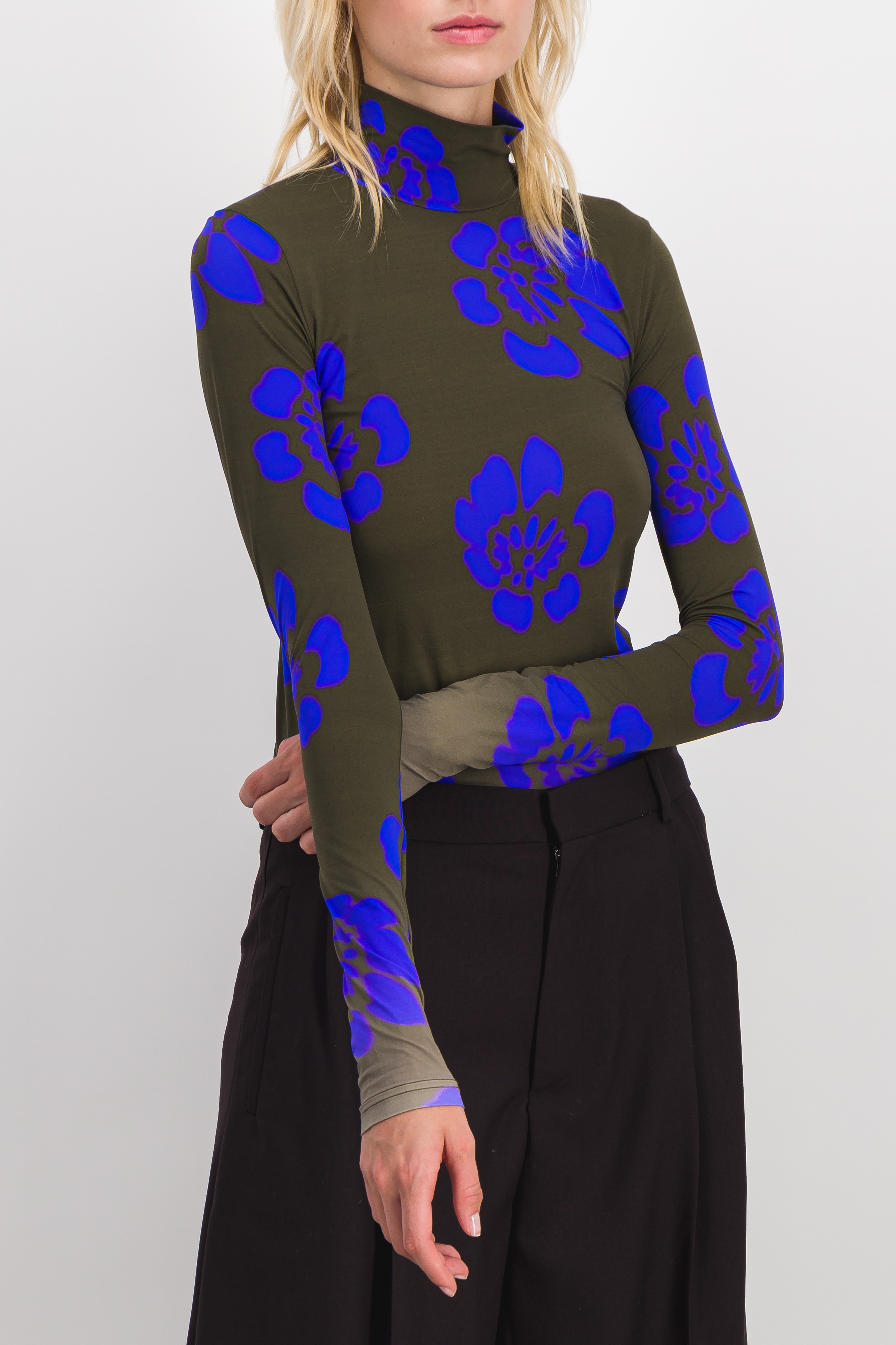 Nina Ricci Second Skin Jersey Top With Gradient Blue Flower Prints In Black
